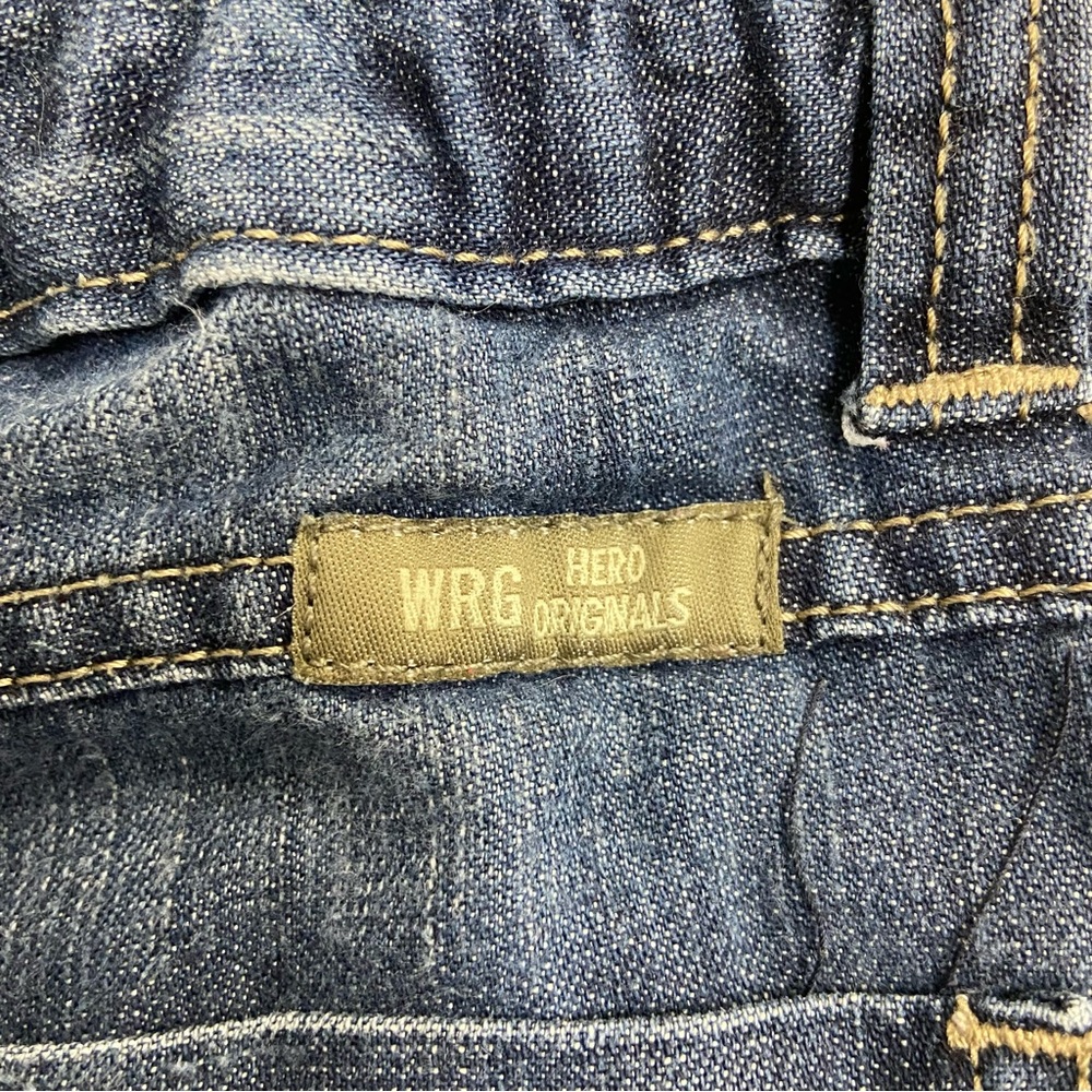 Wrangler Jean Shorts - Picture 5 of 9